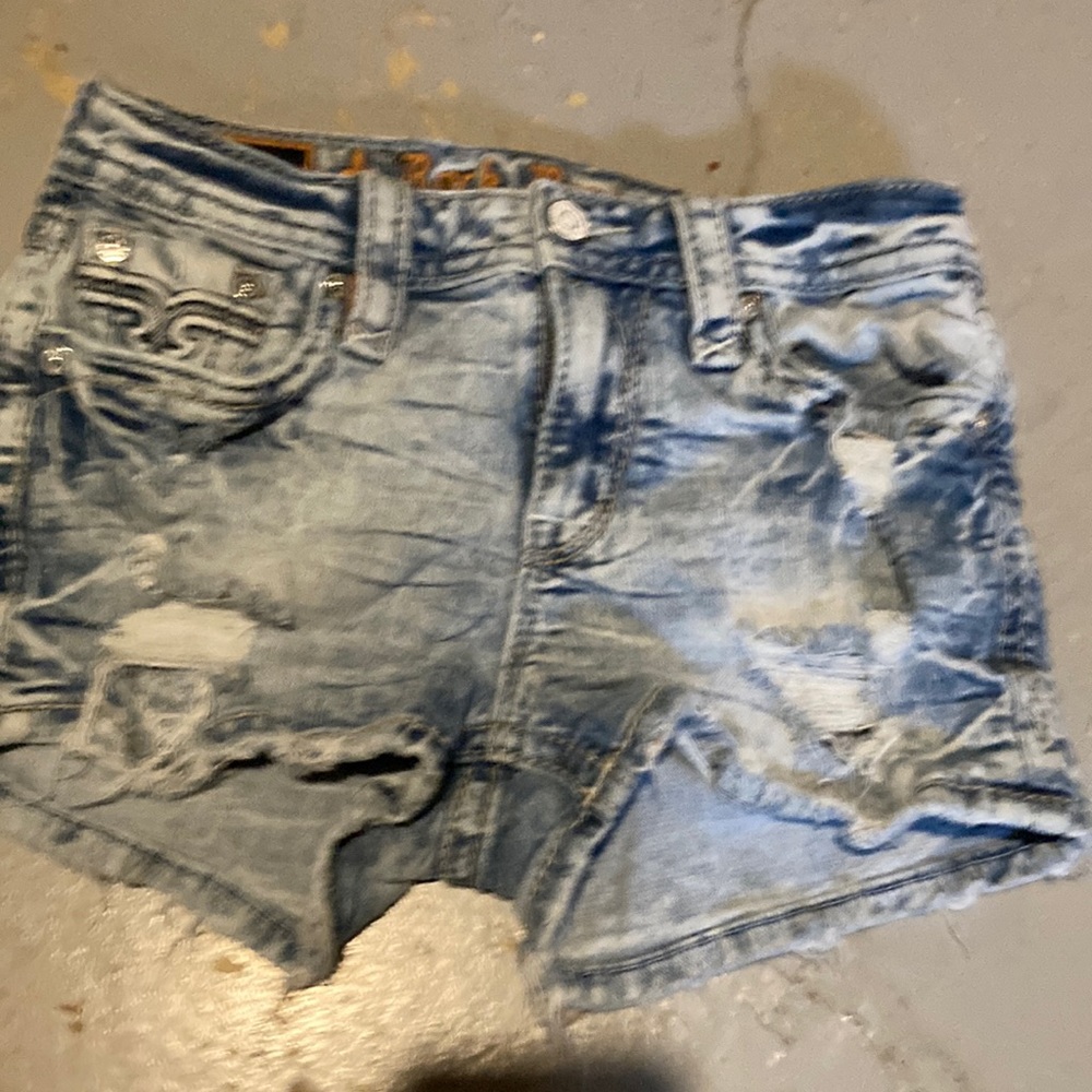 Rock revival stellar shorts